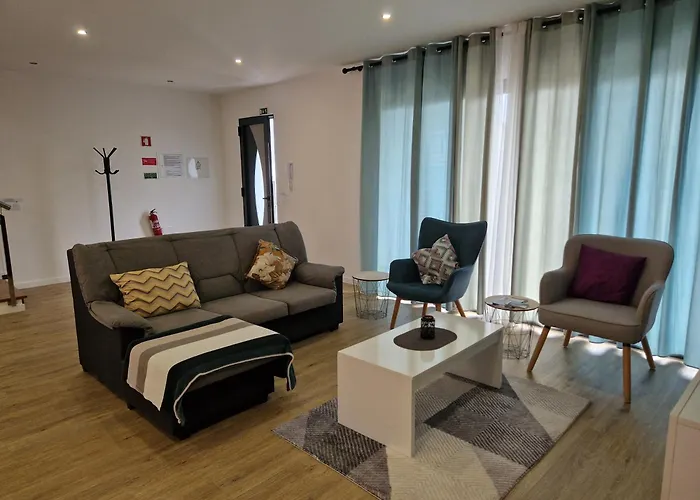 Delightful 2 Bedroom Vacation Home - C