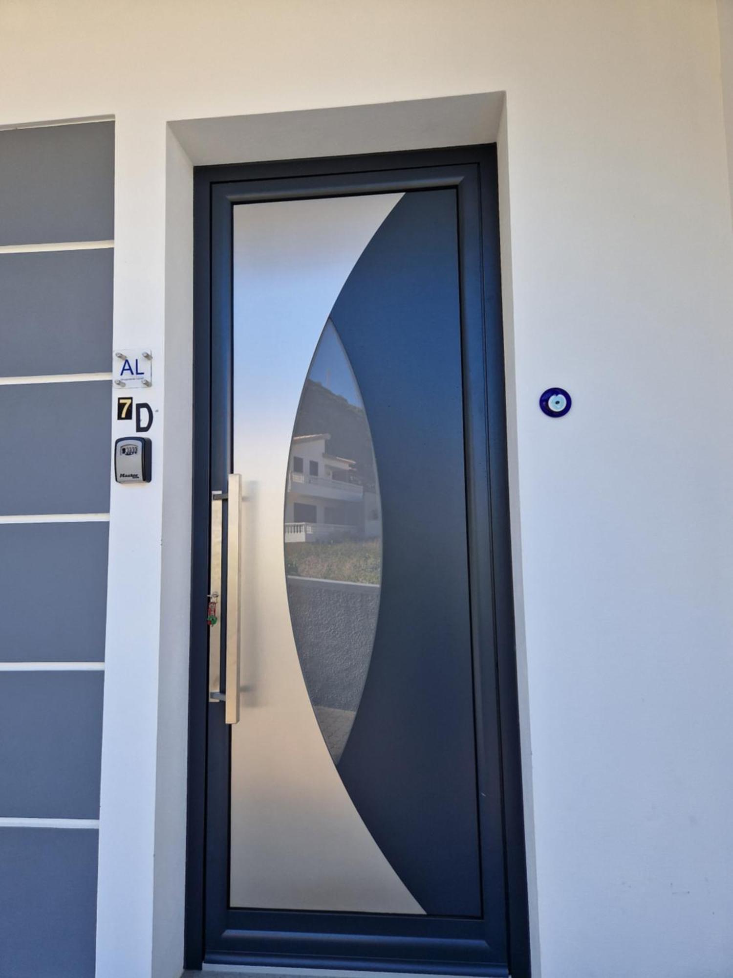 Delightful 2 Bedroom Vacation - D Machico (Madeira)
